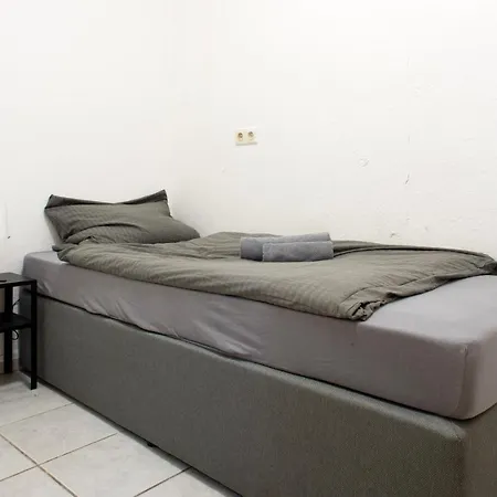 Work & Bedburg * Hau